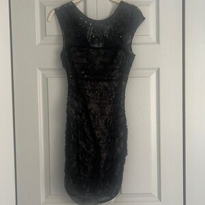 Bebe Lace Ruched Bodycon Form Fitting Dress Black Lace with Jewel Neckline Sz XS